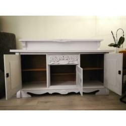 Houten dressoir kast