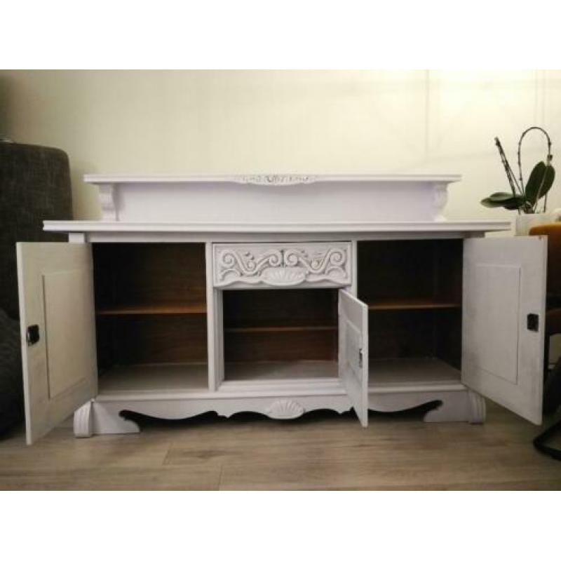 Houten dressoir kast