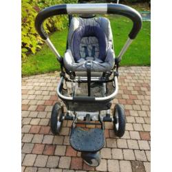 Kinderwagen grijs, merk Mutsy