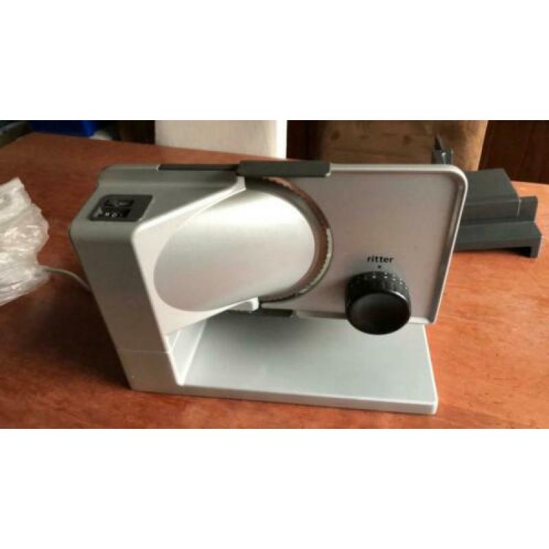 Ritter snijmachine. Goed werkende machine