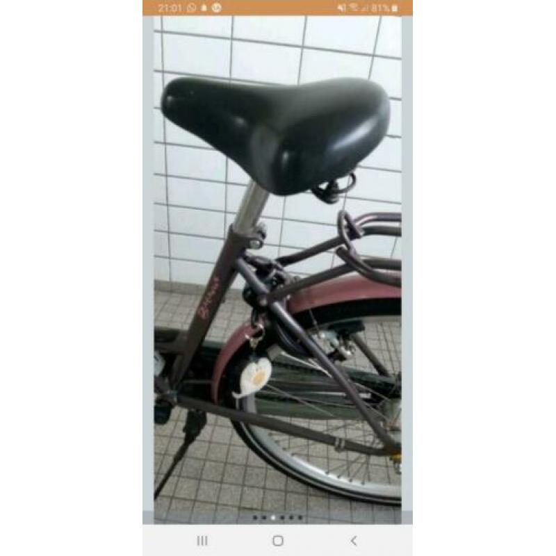 Meisjefiet goede conditie nieuw remen en banden 24 inch