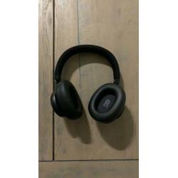 JBL E55BT zwart