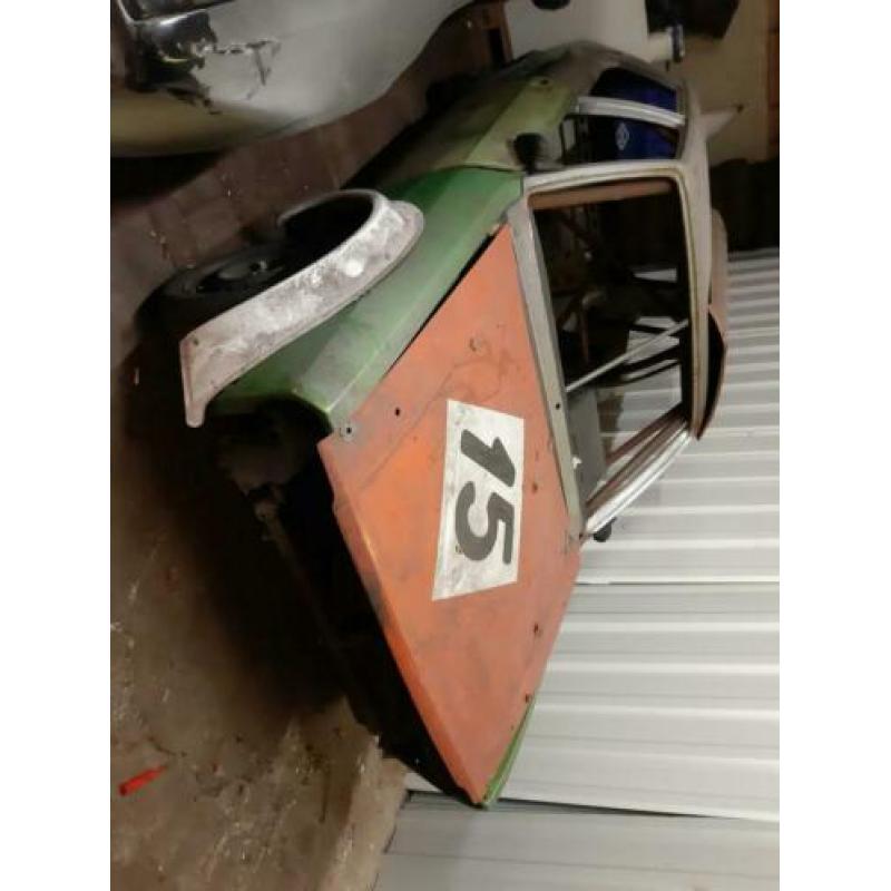 Vw polo mk1 ovaal racer afbouw project