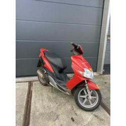 Yamaha jog snor rood opknapper !