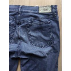 DIESEL DAMES JEANS MET STRETCH maat W28 / L30