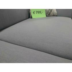 Grijs stoffen hoekbank afm.300x220 ALLES IS DIRECT LEVERBAAR