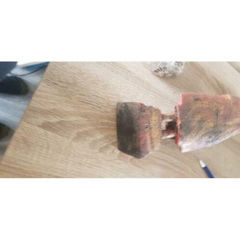 Antieke houten buddha Cambodja2
