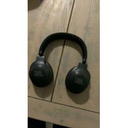 JBL E55BT zwart