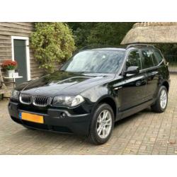 BMW X3 3.0 D AUT 2005 Zwart