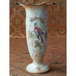 Mooi antiek Engels vaasje van Crown Ducal porselein 16,7 cm.