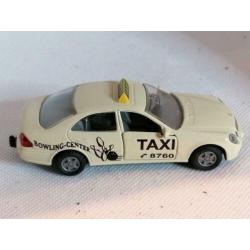 Siku Mercedes BenzE 500 Taxi nr. 1332