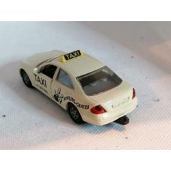 Siku Mercedes BenzE 500 Taxi nr. 1332