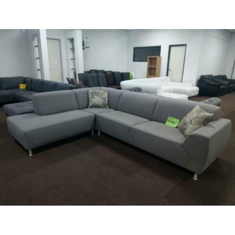 Grijs stoffen hoekbank afm.300x220 ALLES IS DIRECT LEVERBAAR