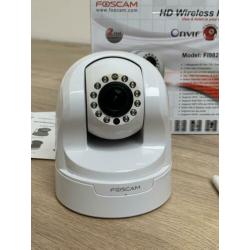 Foscam HD Wireless IP Camera - wit model: FI9826W