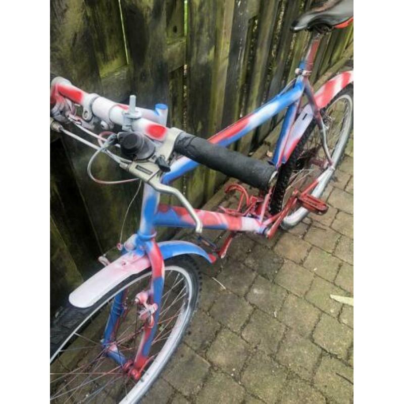 Stationsfiets rood/wit/blauw