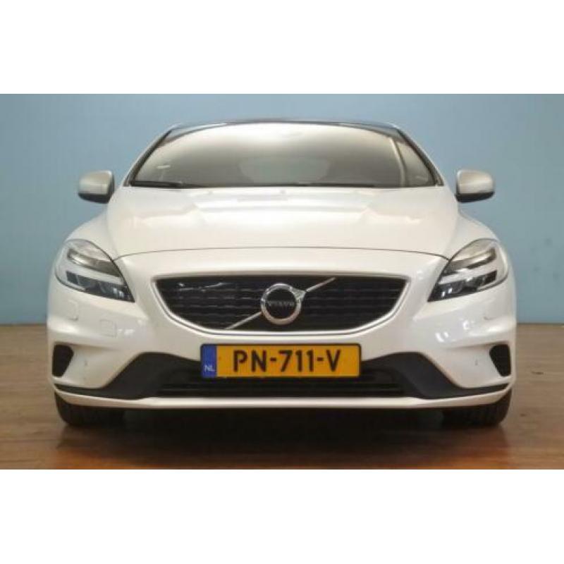 Volvo V40 2.0 T4 R-Design AUTOMAAT leer pano climate navi