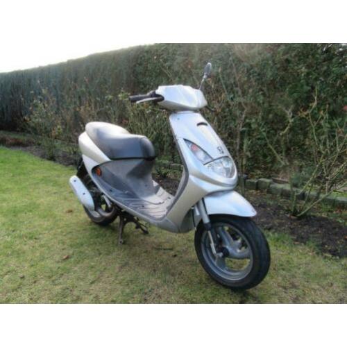 Alle onderdelen Peugeot Vivacity te koop. (Sloop Viva city)