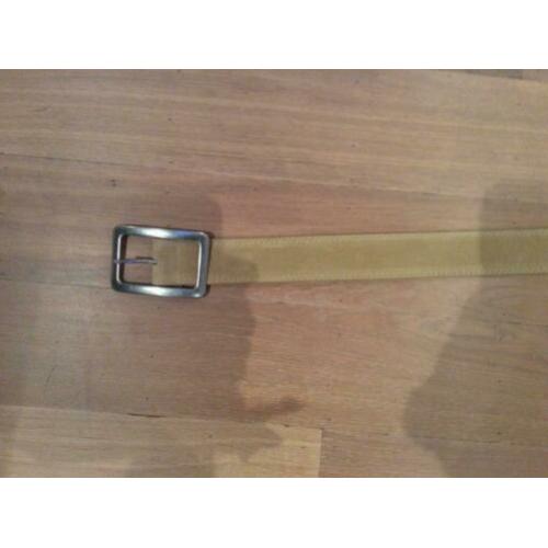 Nieuwe suède leren beige riem in maat 85 cm