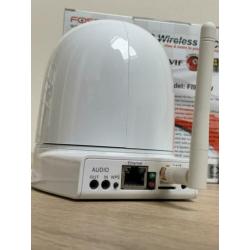 Foscam HD Wireless IP Camera - wit model: FI9826W