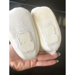 Mayoral baby slofjes maat 16 nieuw