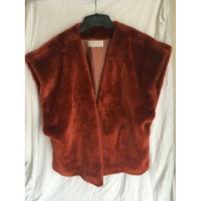 Marc Cain faux fur mouwloos vest 42 L