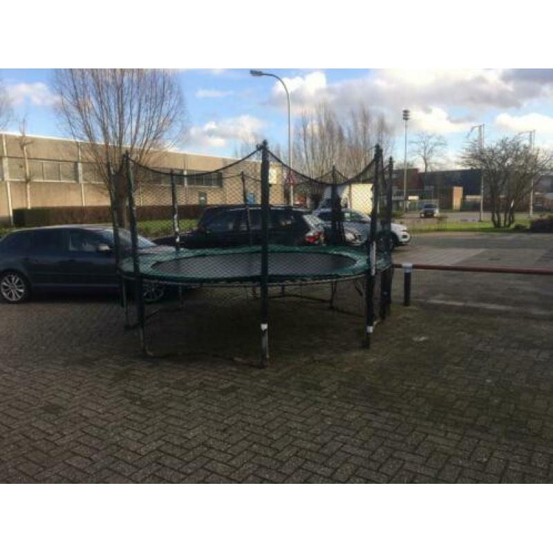 Grote Berg trampoline 360cm