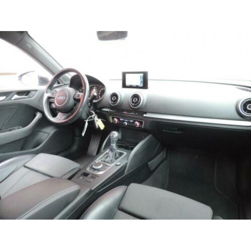 Audi A3 Sportback 1.2 TFSI Ambition Proline S (s-line,full o