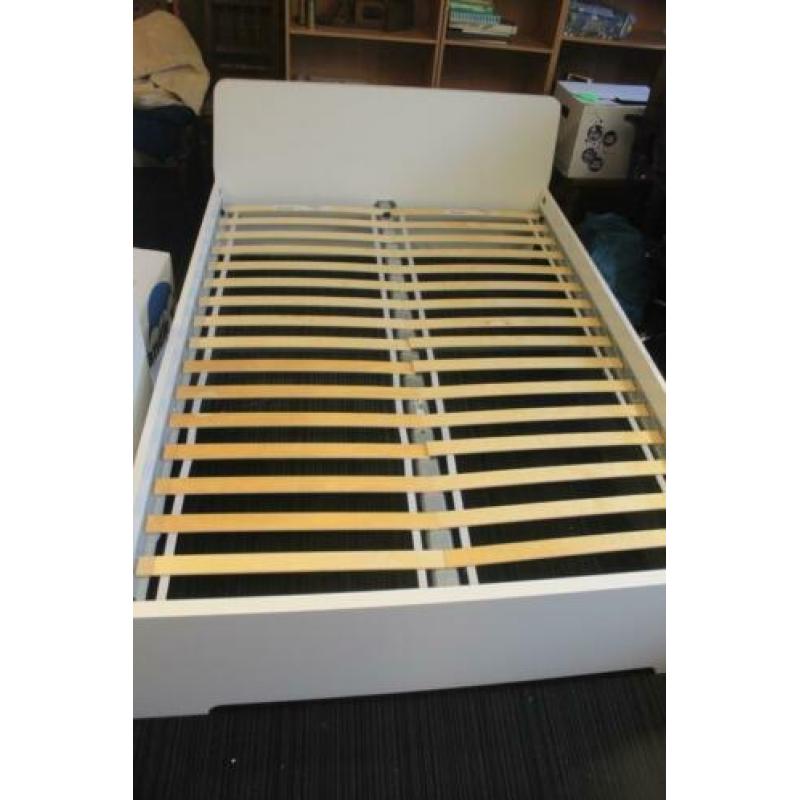 Wit Tweepersoons Bed Ikea 140x200