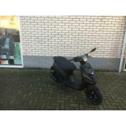 Dikke piaggio zip sp 25km snor mat black 5000km bj2014