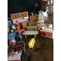 Vintage poppenhuis inboedel toebehoren