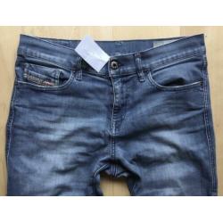 DIESEL DAMES JEANS MET STRETCH maat W28 / L30