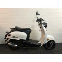 Keeway Milan 45km BROM 2015 met 7400km 1e Eigenaar!! ACTIE