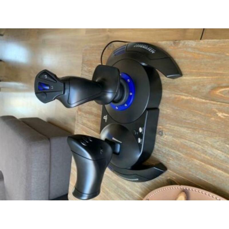 VR bril PS4 +joystick +Ace combat 7