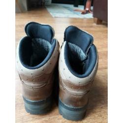 MEINDL wandelschoenen maat 41.