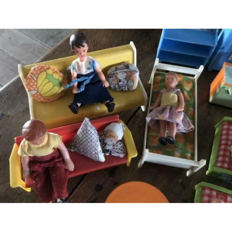 Vintage poppenhuis inboedel toebehoren