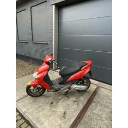 Yamaha jog snor rood opknapper !