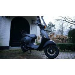 Vespa Sprint 25km I-get 4T 2018 - Mat zwart Full option
