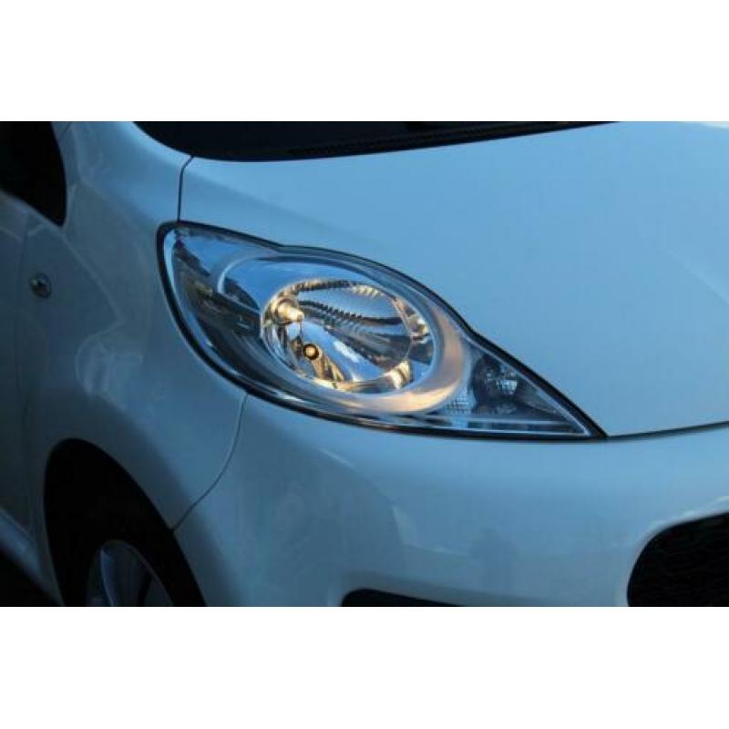 Peugeot 107 1.0 Access Accent (68pk) Stuurbekr/ Airco/ Airba