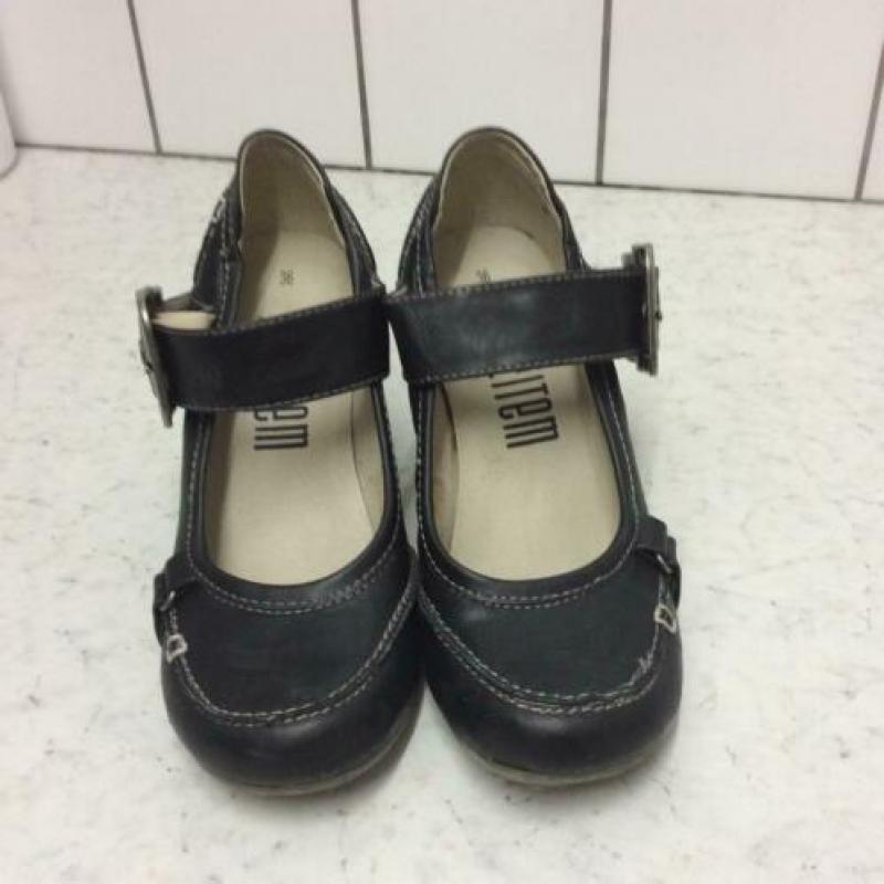 Donker Blauwe Lederen pumps
