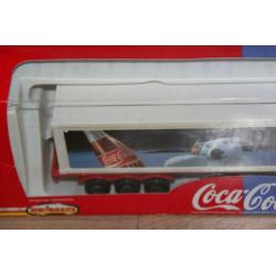 22 = Coca Cola vrachtwagen (MAJORETTE).
