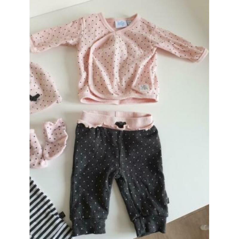 Feetje maat 50 basis collectie dots