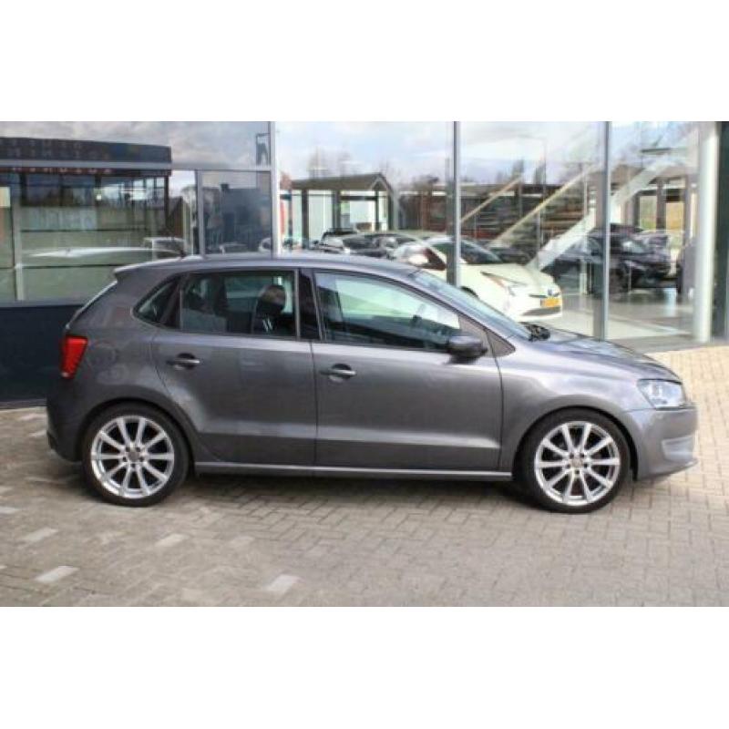 Volkswagen Polo 1.4-16V Comfortline 5 DEURS,NAVI,CLIM.CONTR.