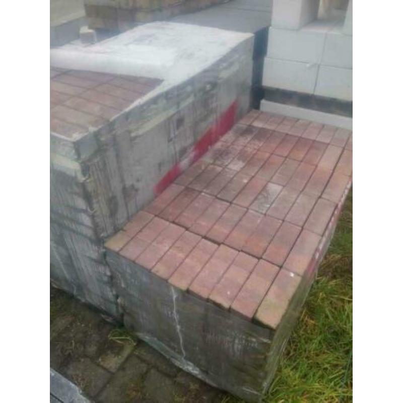 Terrastegel per partij en met korting te koop