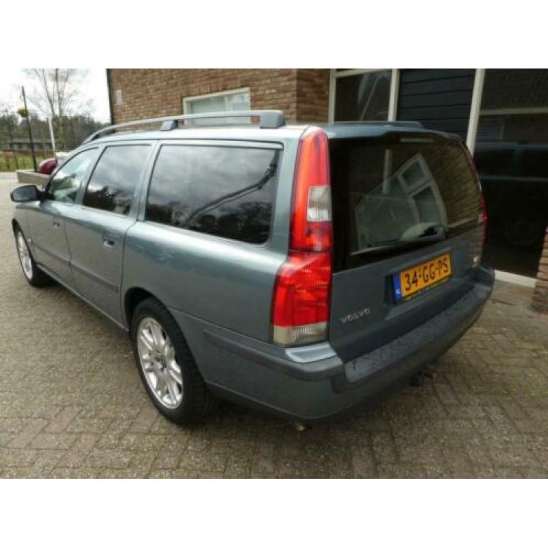 Volvo V70 2.4 T Geartronic Leder / Dealeronderhouden