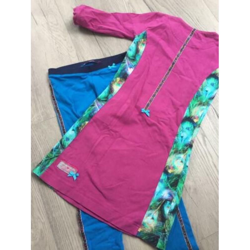Set jurk en legging Waaaw maat 134-140