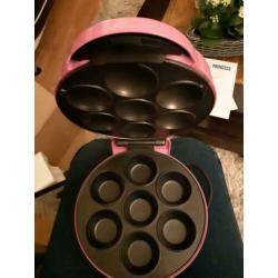 Princess cupcakes maker.