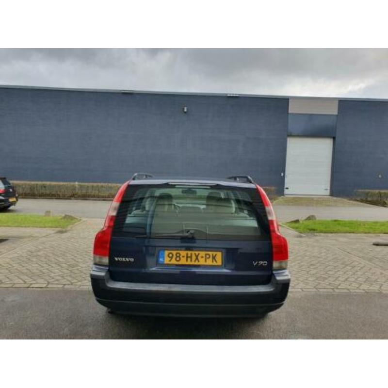 Volvo V70 2.4 Comfort Line APK 20-02-2021 AUTOMAAT,CRUISE,PS
