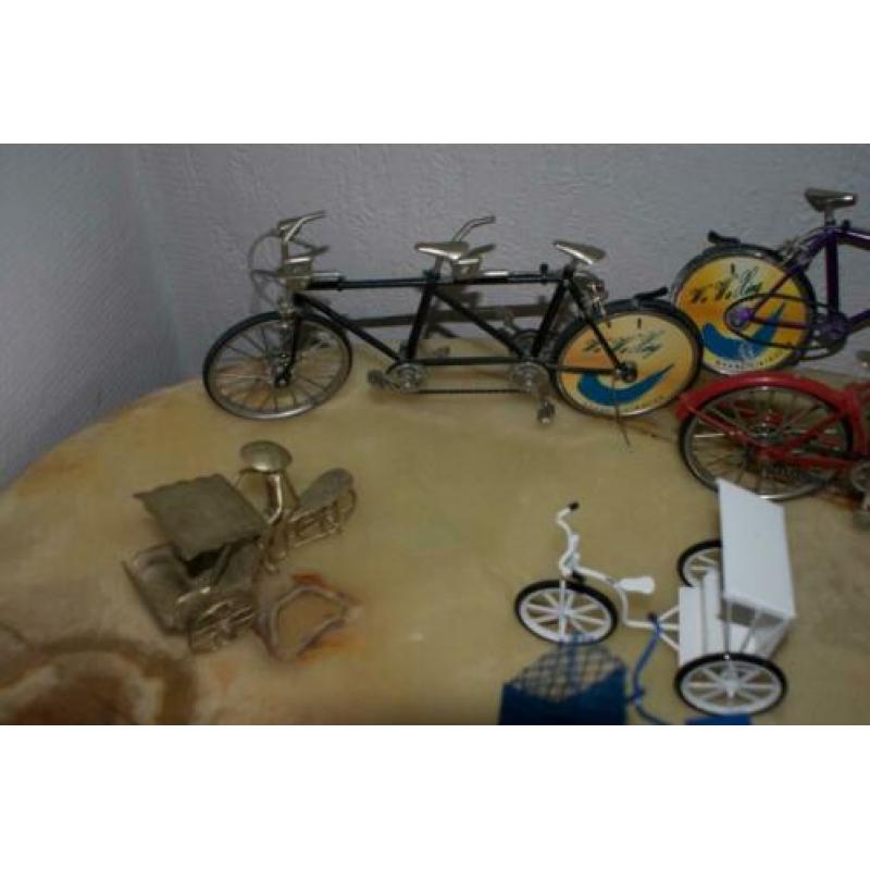 Mooie collectie miniatuur fietsen