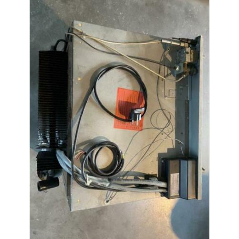 Elektrolux 130 ltr koelkast 12v/220v/Gas