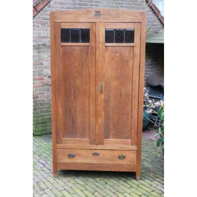Antieke Art Deco Art Nouveau houten linnenkast kast